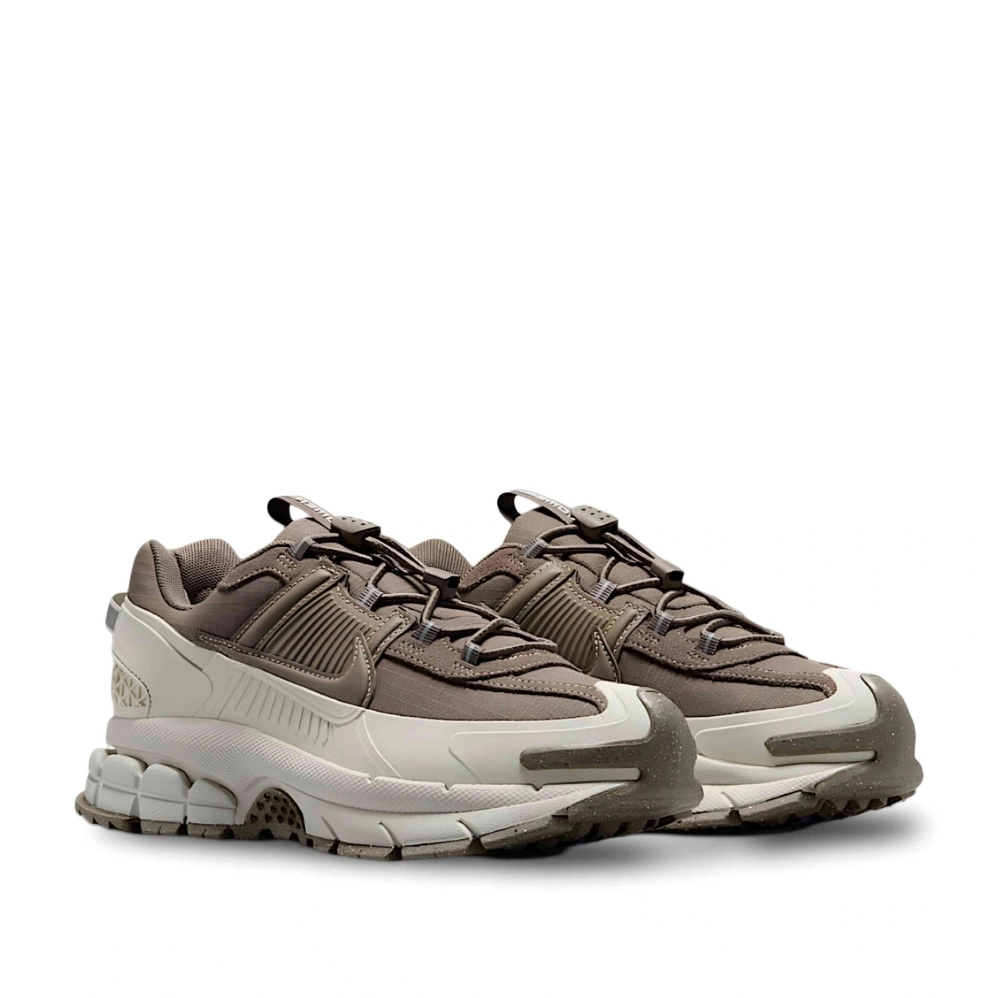 Nike Zoom Vomero Roam Winterized "Light Bone/Court Purple/Gum Dark Brown/Mink Brown"