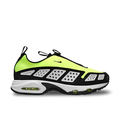 Nike Air Max SNDR in Electric Green.