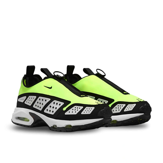 Nike Air Max SNDR in Electric Green.