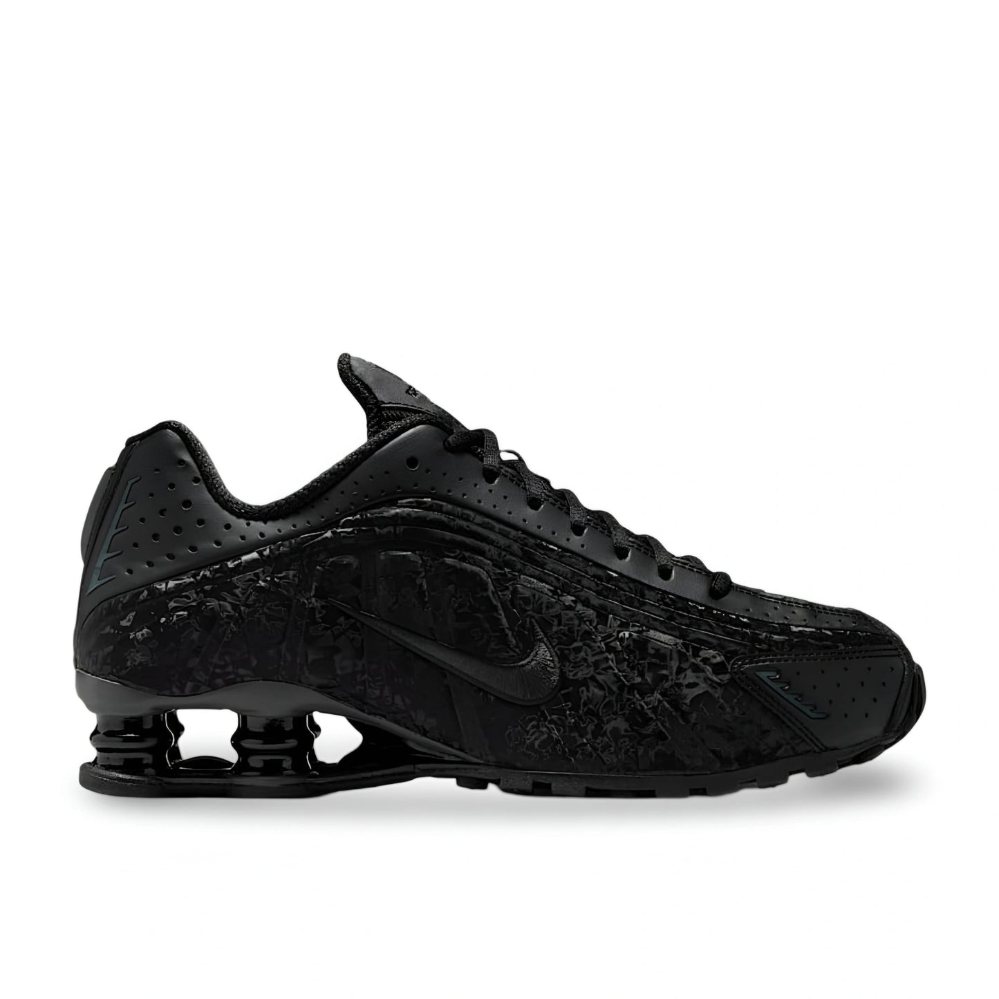 Nike Shox R4 “Black Smoke”