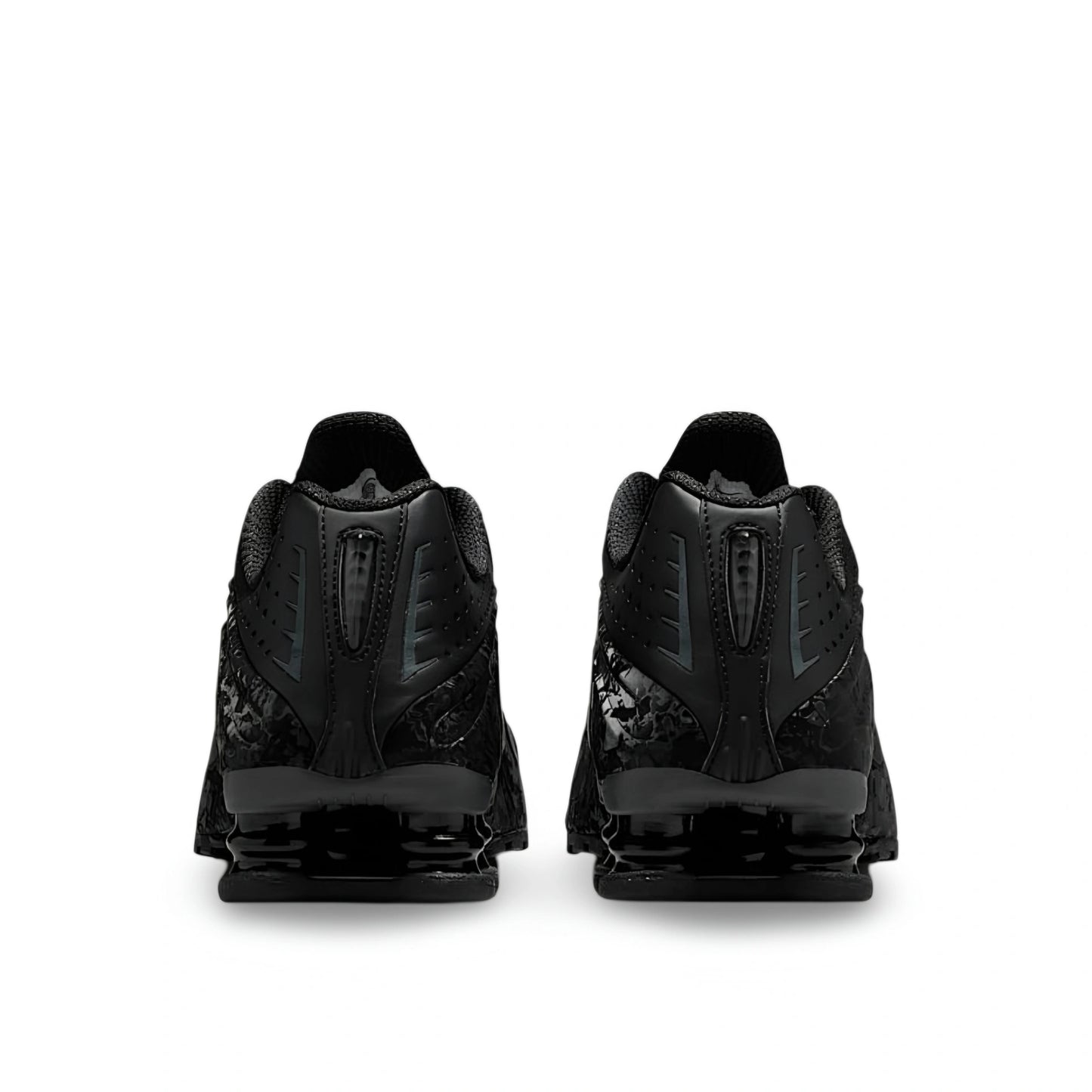 Nike Shox R4 “Black Smoke”