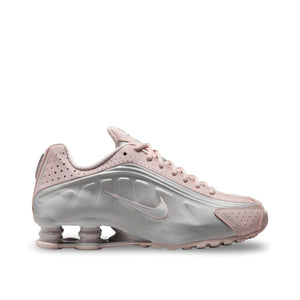 Nike Shox R4 Women’s Pink Sneaker – Side View