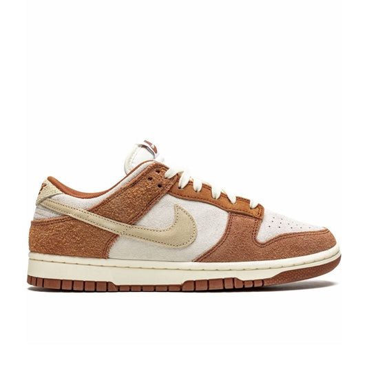 Nike Dunk Low PRM "Medium Curry"