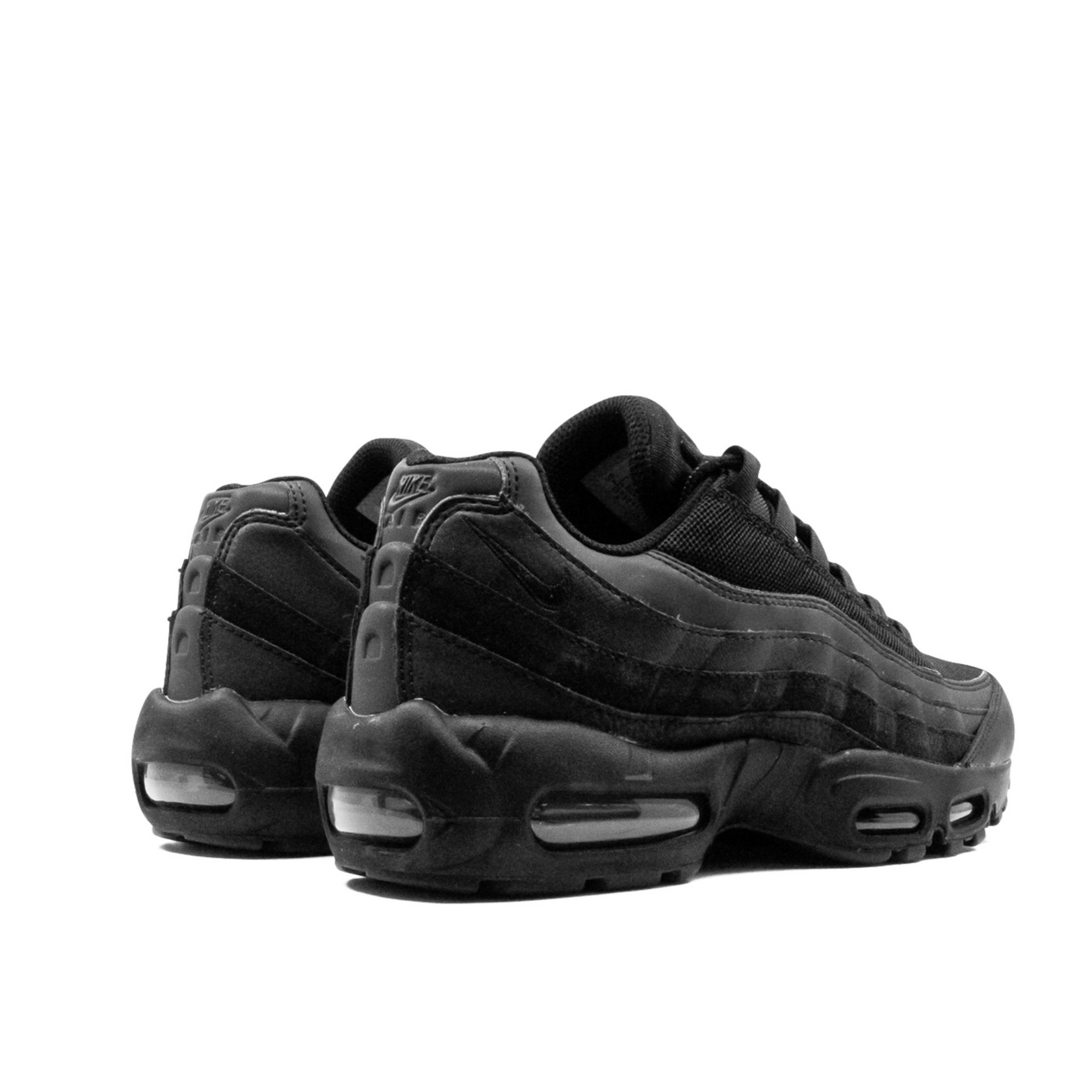 airmax95 essential triple black