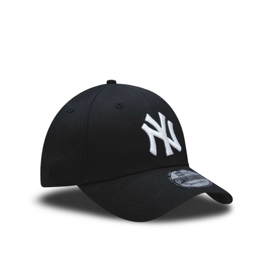 New York Yankees 9Forty adjustable Black/White Cap